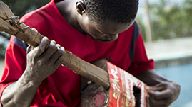 wesseh freeman, liberia, gas can